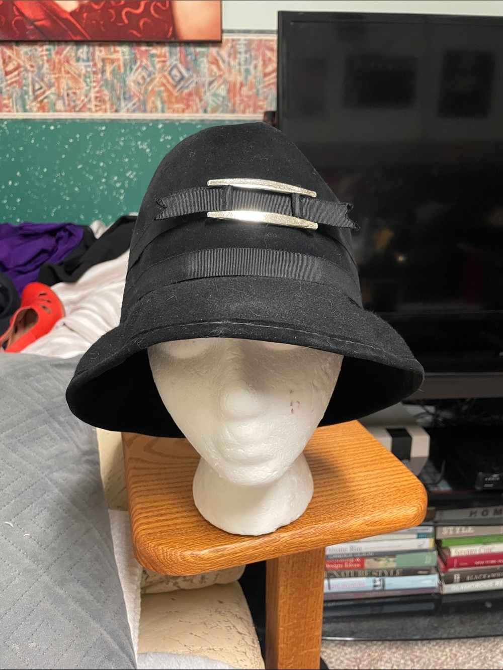Vintage 20s “Ellen faith” Black Wool Cloche Hat with Silver Accent